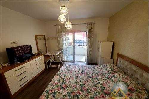 Shitet apartament  2+1 ne Don Bosko