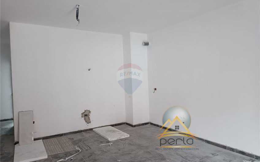 Shitet apartament 1+1 tek Kompleksi Aura prane Kupoles