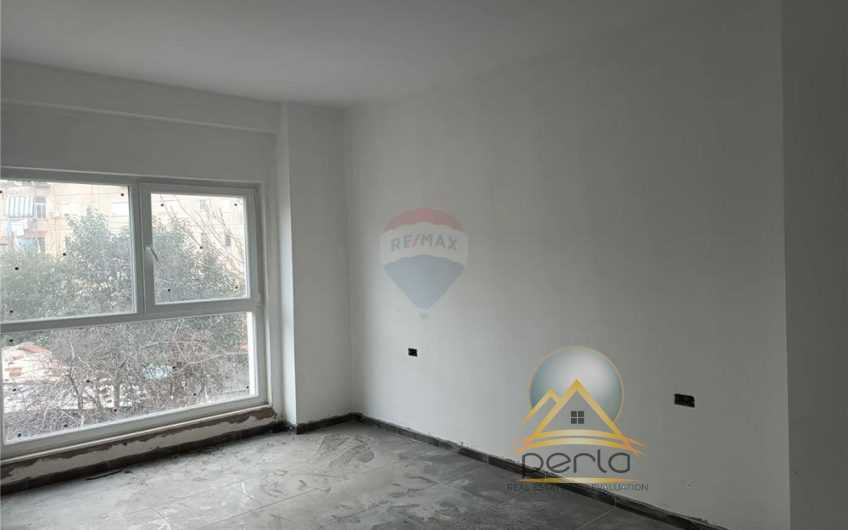 Shitet apartament 1+1 tek Kompleksi Aura prane Kupoles