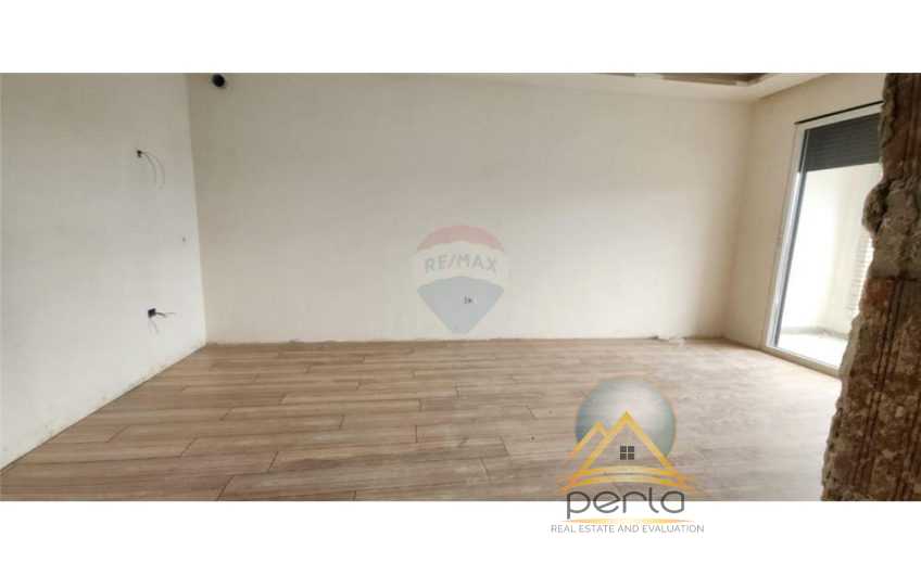 SHITET APARTAMENT 1+1 , FUSHA AVIACIONIT