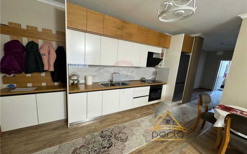 Apartament 2+1 per shitje ne Kamez!