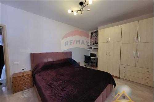 Shitet apartament 3+1+2+verande prane pasticeri Nela 6