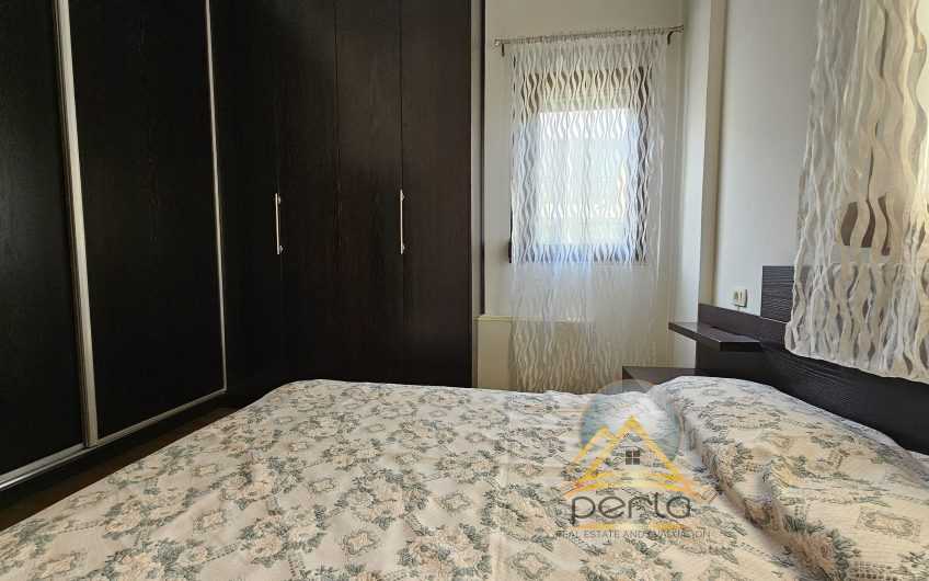 Shitet apartament (2+1+2), Rruga Peti, Liqeni i Thatë