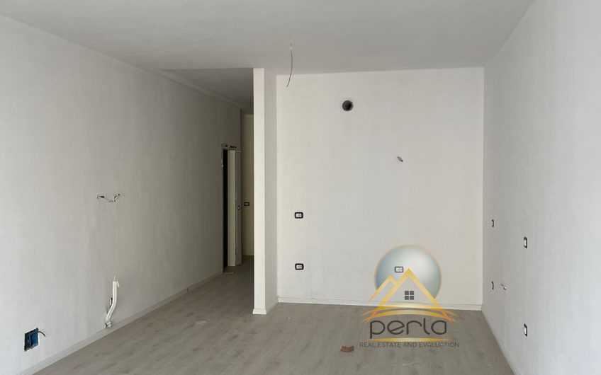 Apartament (2+1)në shitje, Ish Fusha Aviacionit