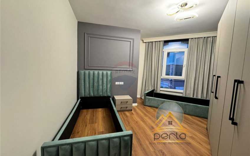 Shitet apartament (2+1) Kodra e Diellit (tek Nenkalimi, Komunes  Parisit)