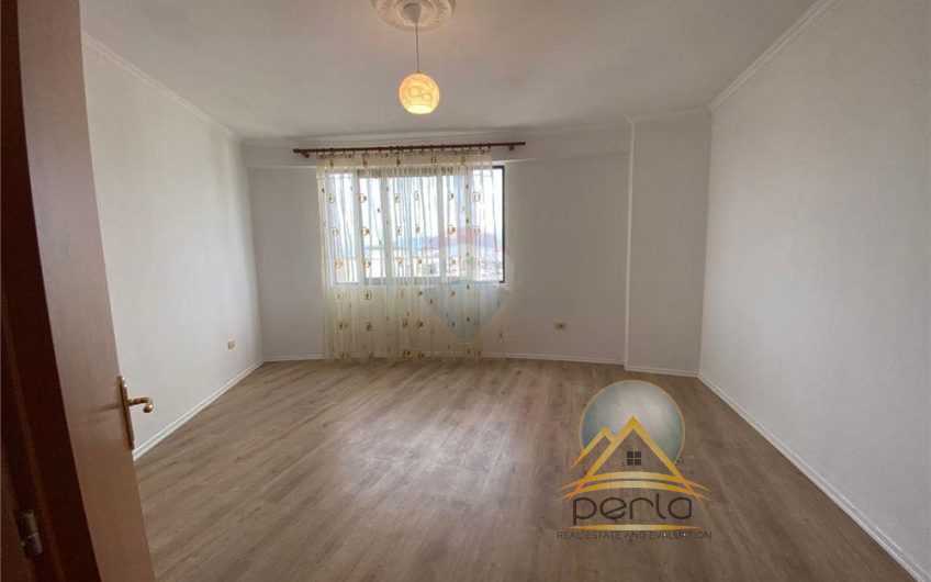 Apartament 2+1  per shitje ne Astir