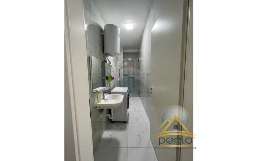 Jepet me qira apartament 3+1+2 tek Kompleksi Magnet,21 Dhjetori