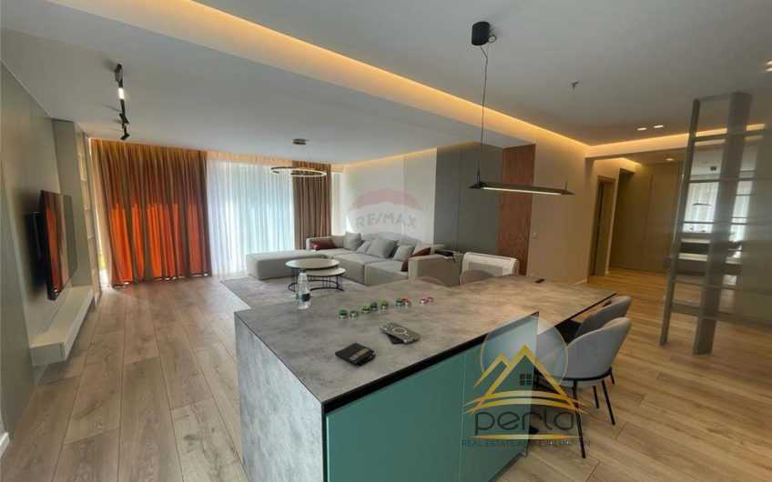 Jepet Me Qira Apartament 3+1+2+ Veande !!!
