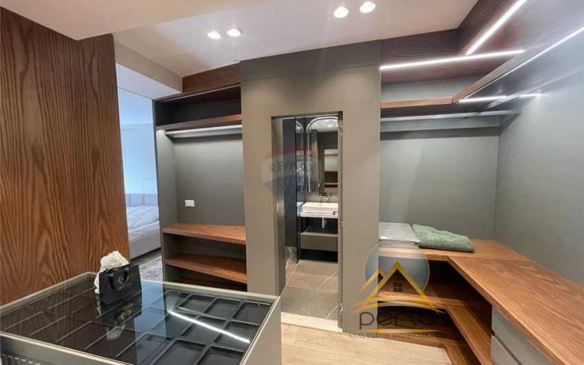 Jepet Me Qira Apartament 3+1+2+ Veande !!!
