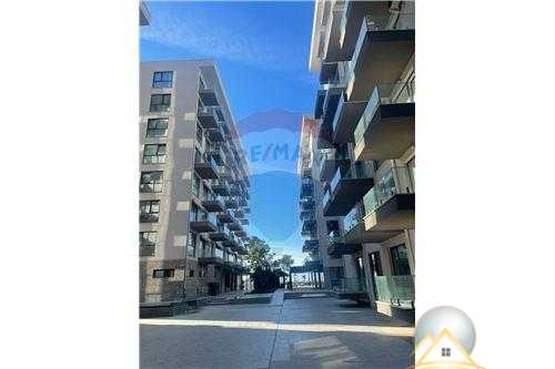 Shiten apartamente dhe garsoniere  ne Kune Shengjin