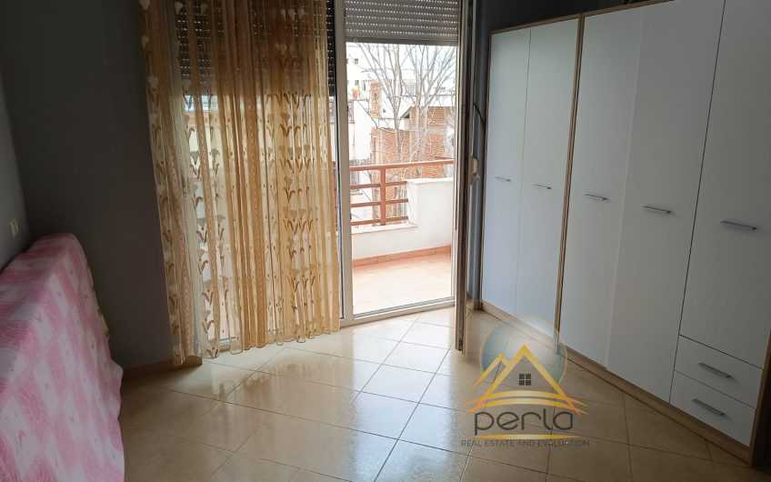Jepet me qira apartament 2+1 tek  Kodra e Diellit