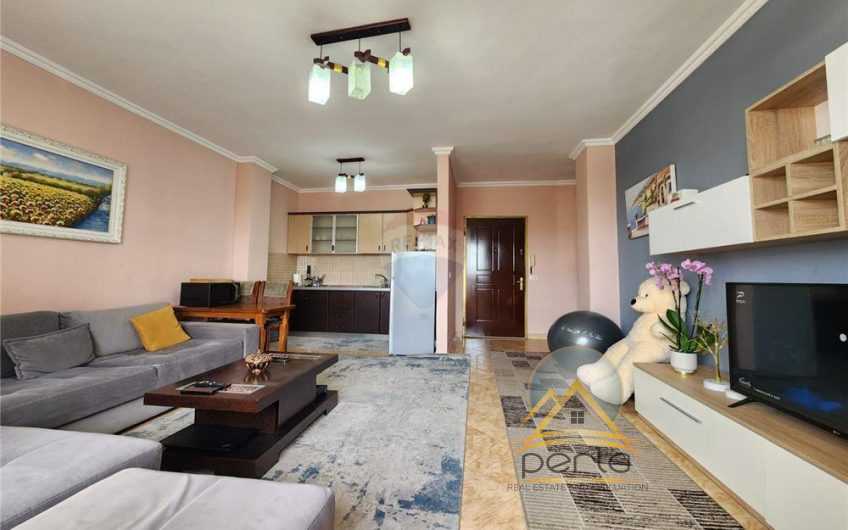 Shitet apartament 1+1 prane Maternitetit te Ri
