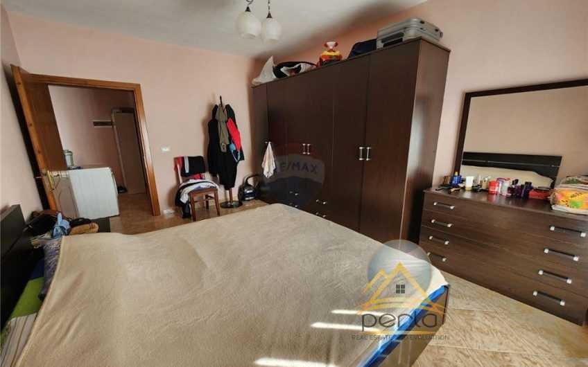 Shitet apartament 1+1 prane Maternitetit te Ri