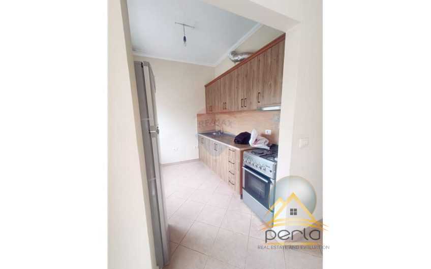 Jepet me qira apartament 2+1 plus verande, Bill Klinton