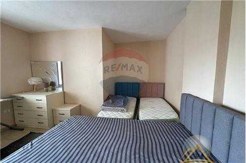 Shitet apartament 1+1 ne Fresk, prane Ana Market