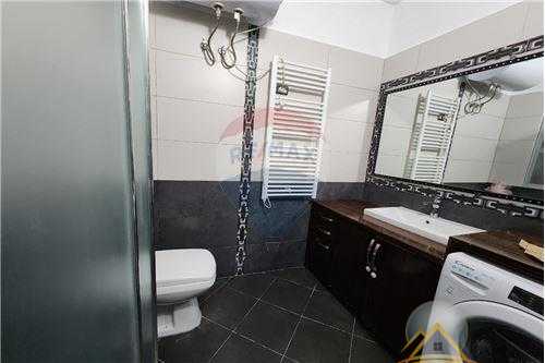 Shitet apartament 2+1 prane Rezidences Kodra e Diellit