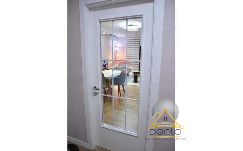 JEPET APARTAMENT ME QERA 1+1 NE RRUGEN E KAVAJES