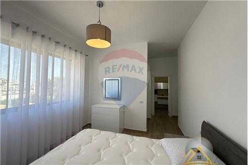 Shitet apartament 3+1  ne Rezidencen Kodra e Diellit