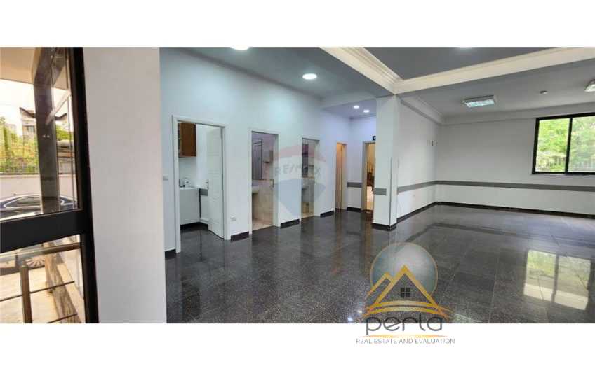 JEPET ME QIRA AMBIENT BIZNESI NE ZONEN E PORCELANIT