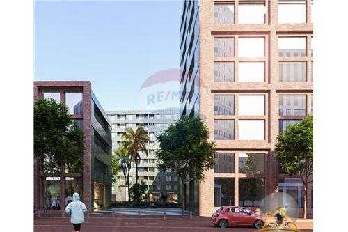 Shitet apartament 2+1 ne rrugen 5 Maji