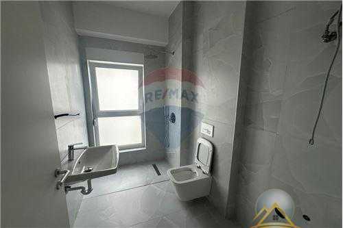 Shitet apartament 1+1 te Rezidenca Kaimi, rruga Ali Demi