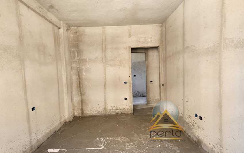 Shitet apartament (2+1), Teg (Mjull Bathore)