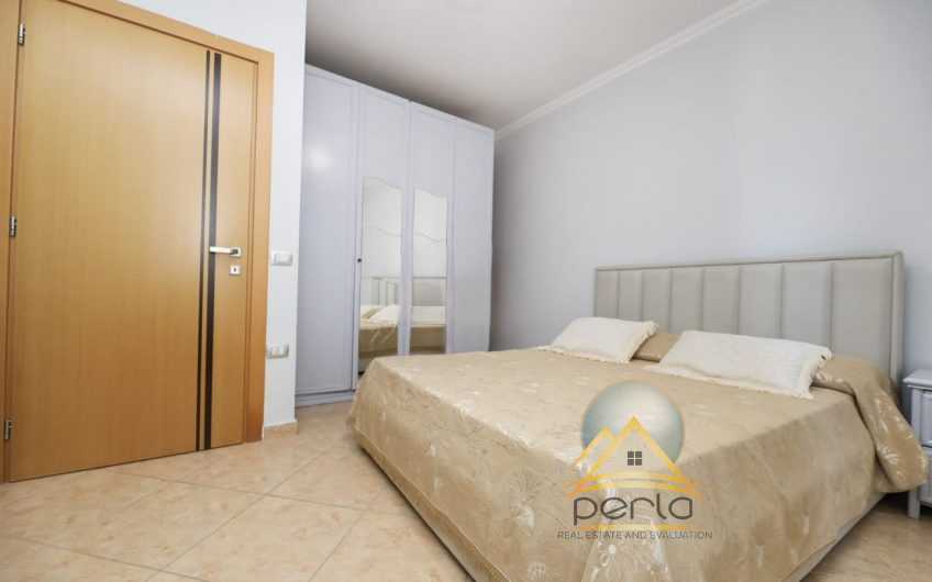 Shitet apartament 2+1 në Transballkanike,Vlorë