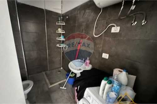 Shitet apartament 1+1 ne Ali Demi