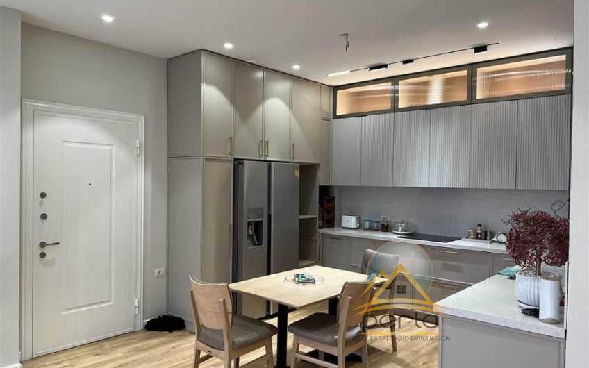 JEPET ME QIRA APARTAMENT 3+1 TEK REZIDENCA KODRA E DIELLIT