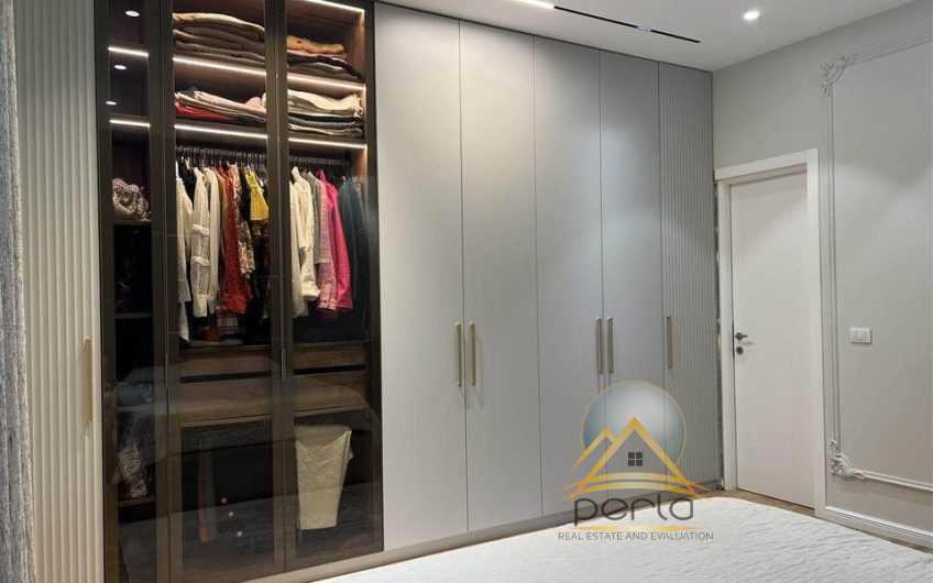 JEPET ME QIRA APARTAMENT 3+1 TEK REZIDENCA KODRA E DIELLIT