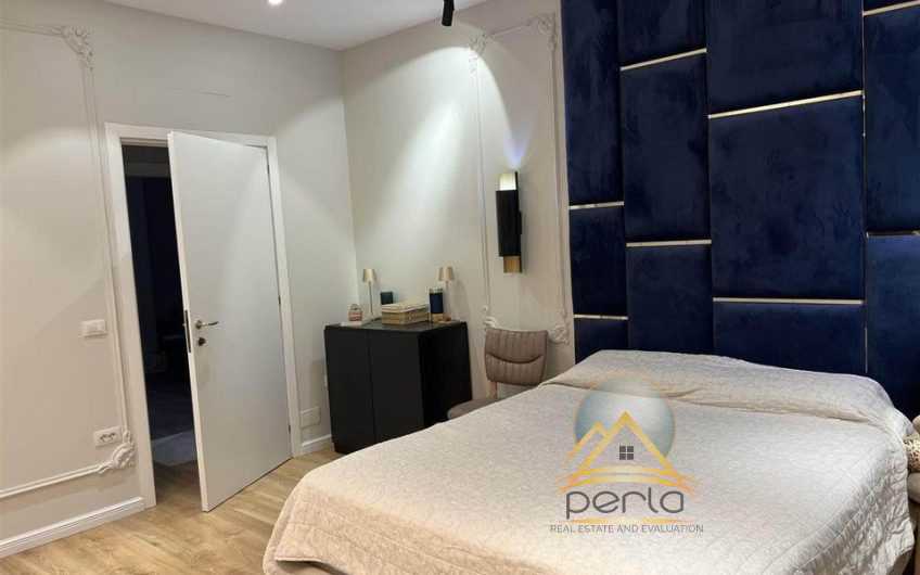 JEPET ME QIRA APARTAMENT 3+1 TEK REZIDENCA KODRA E DIELLIT