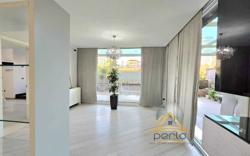 Jepet me qira apartament spacioz, Bllok