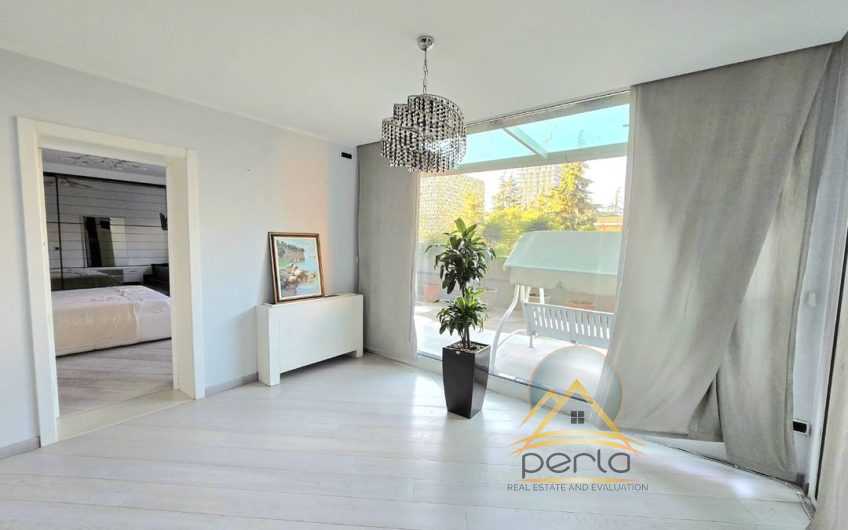 Jepet me qira apartament spacioz, Bllok
