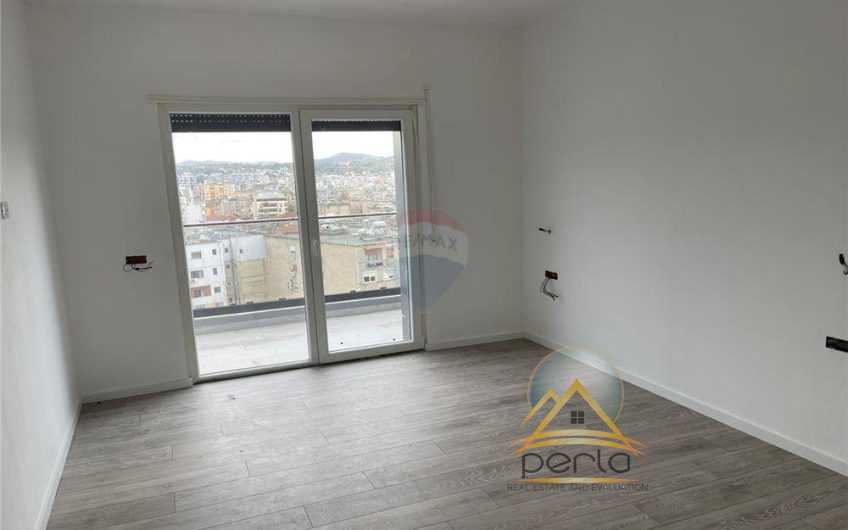 SHITET APARTAMENT 2+1  TEK XHAMLLIKU