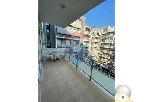 Jepet me qira apartament 1+1 tek Golden Park, pranë Spitalit Amerikan 3