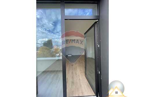 Jepet zyre per qira ne zonen e Myslym Shyrit