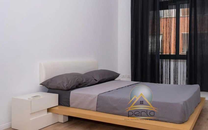 Ofrojme per shitje apartament 3+1+2 ne Qender te Tiranes.