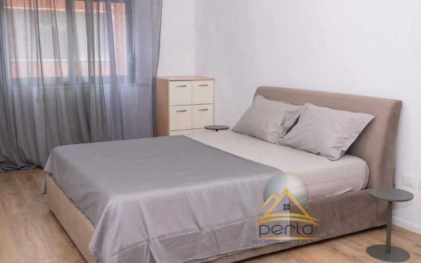 Ofrojme per shitje apartament 3+1+2 ne Qender te Tiranes.