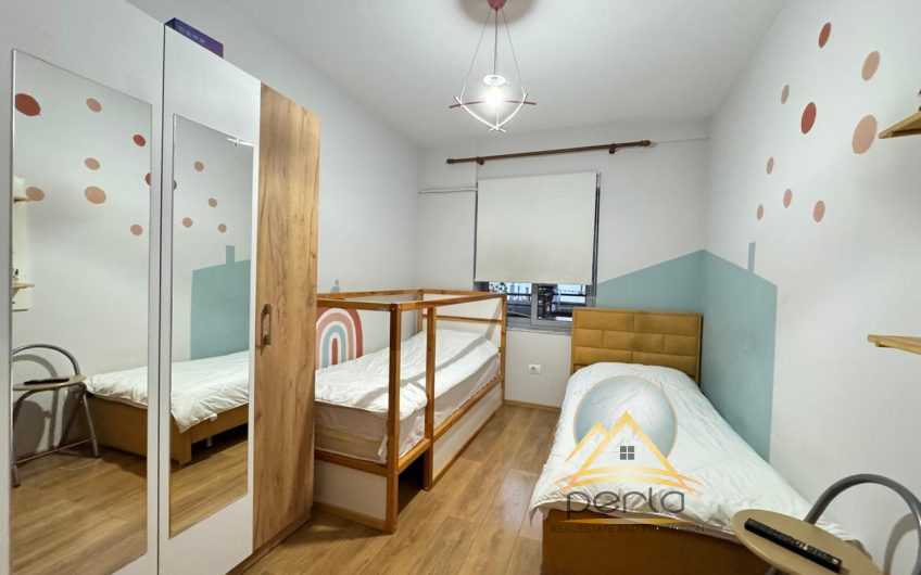 Apartament(2+1+2) per shitje ne Astir