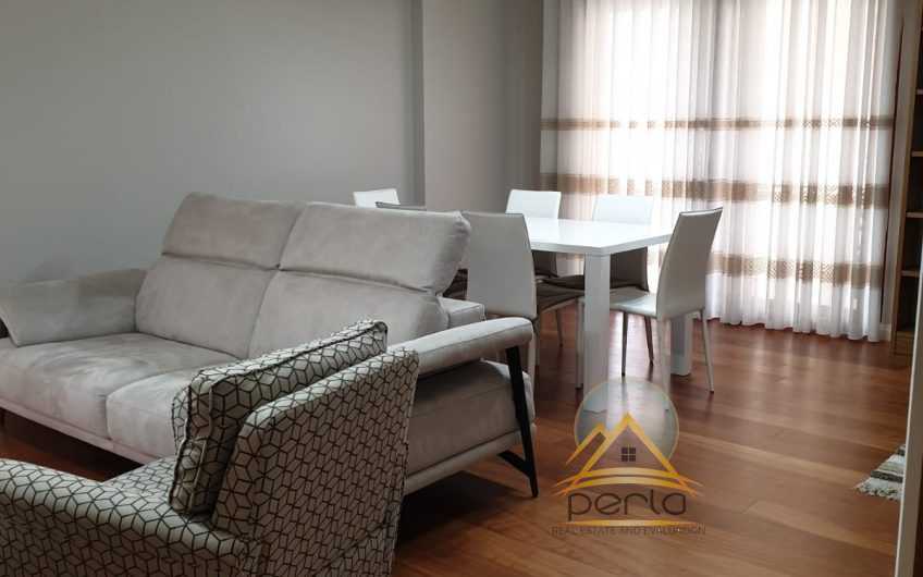 Apartament me Qera tek Liqeni i Thate