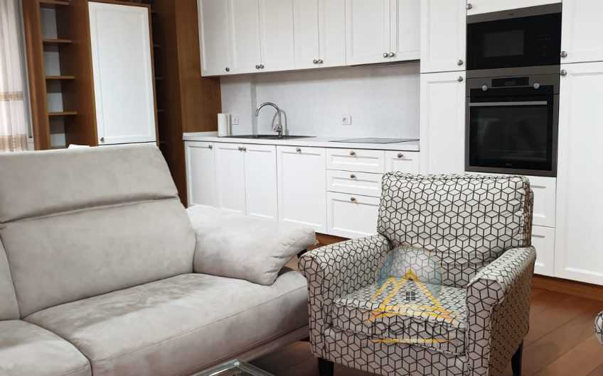 Apartament me Qera tek Liqeni i Thate