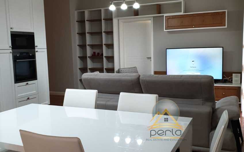 Apartament me Qera tek Liqeni i Thate