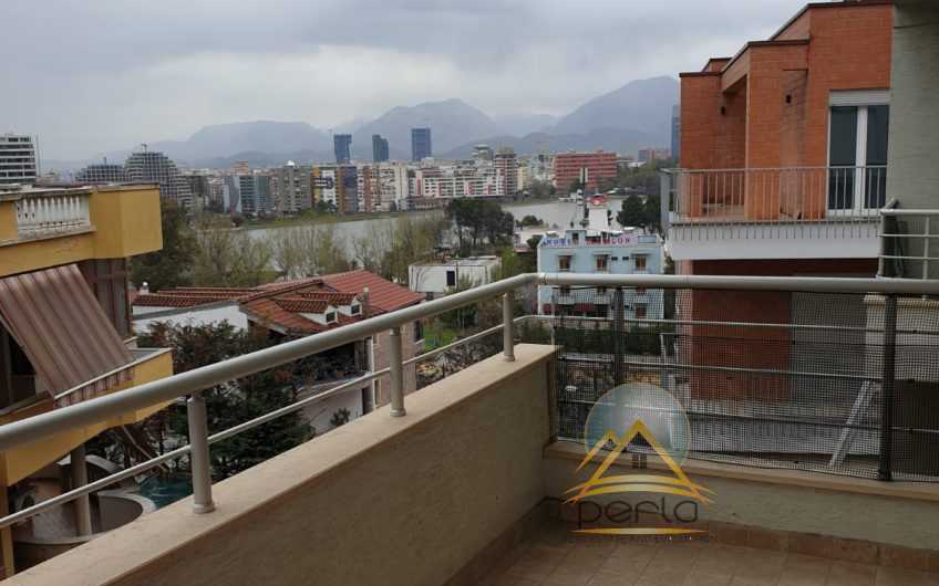 Apartament me Qera tek Liqeni i Thate