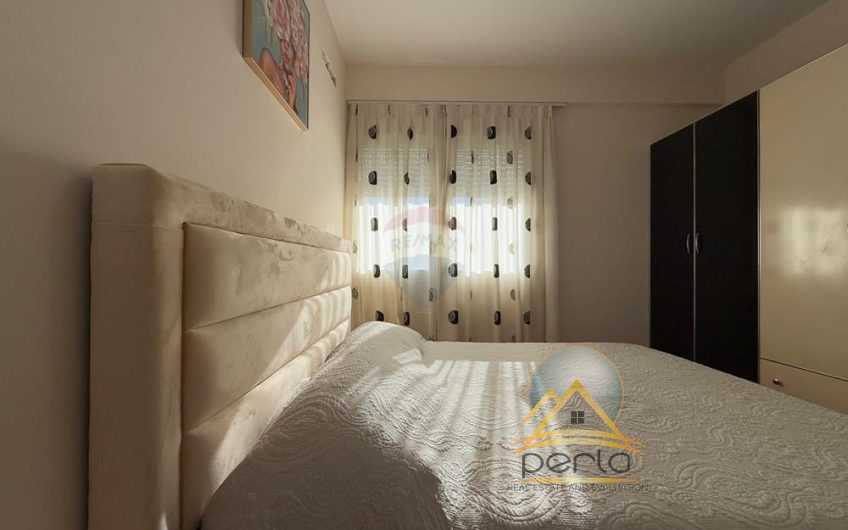 Apartament 1+1+parkim me qira Kristal Center