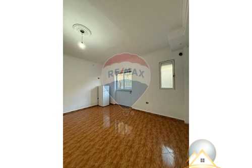 Shitet apartament 1+1 ne Don Bosko