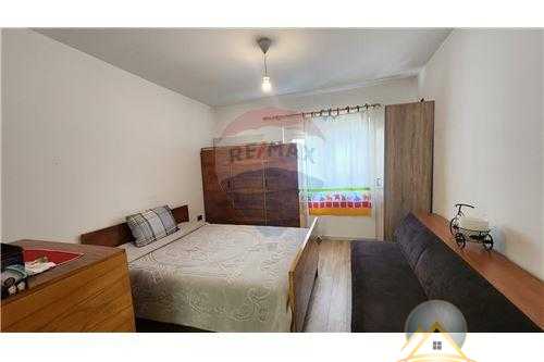 Apartament 2+1 per qira tek Irfan Tomini.