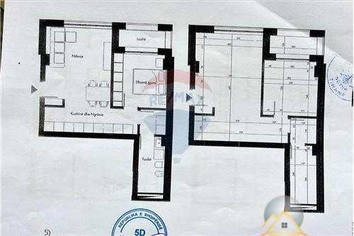 Shitet apartament 1+1 tek nje ndertim i ri tek Siri Kodra