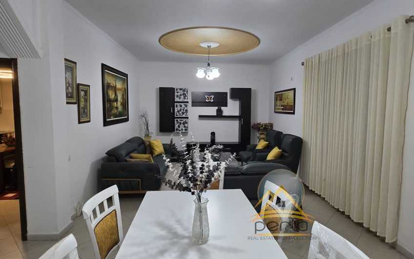 Jepet me qira apartament (2+1) Selite
