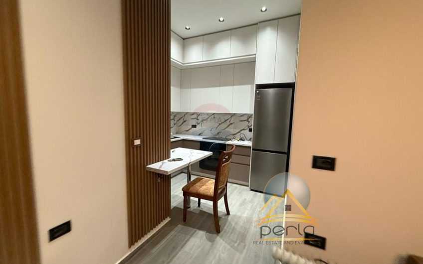 APARTAMENT 2+1 ME PARKIM NE KAMEZ 450 €