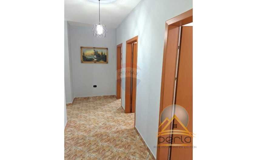 Shitet apartament 2+1+2, Ali Dem